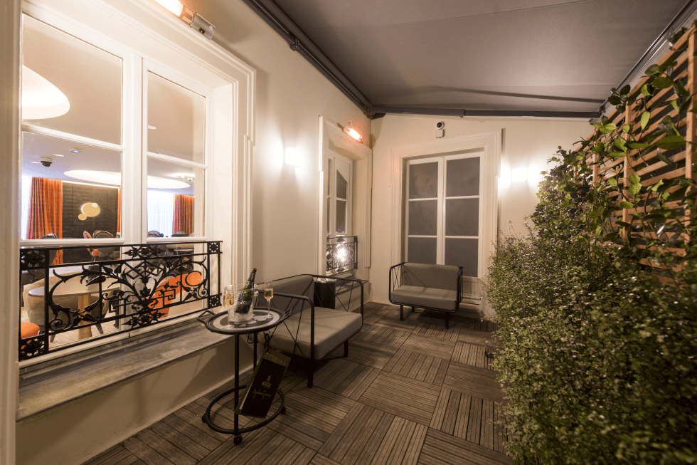 Terrasse fumeurs - Salon Royale - Espace Hautes-mises ©G Perret