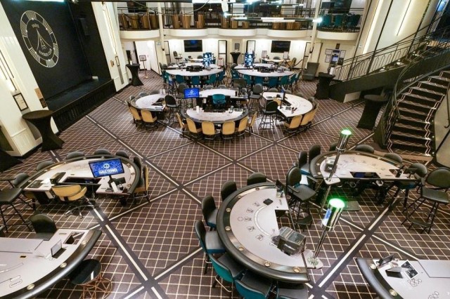 Le Paris Elysées Club